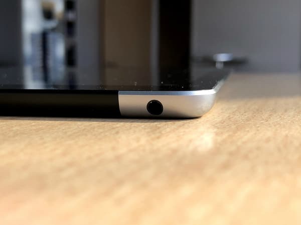 L'Apple iPad (2018) L'Apple iPad (2018)