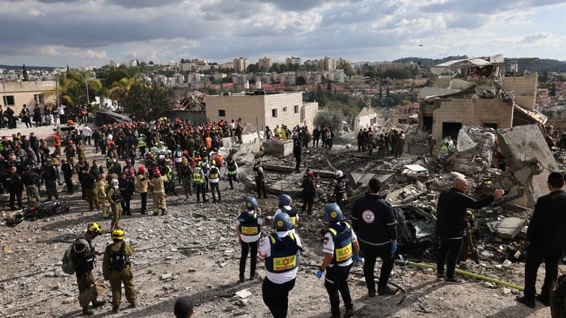 Moyen-Orient: dans les abris, les israéliens déterminés mais "tremblent" sous les frappes iraniennes