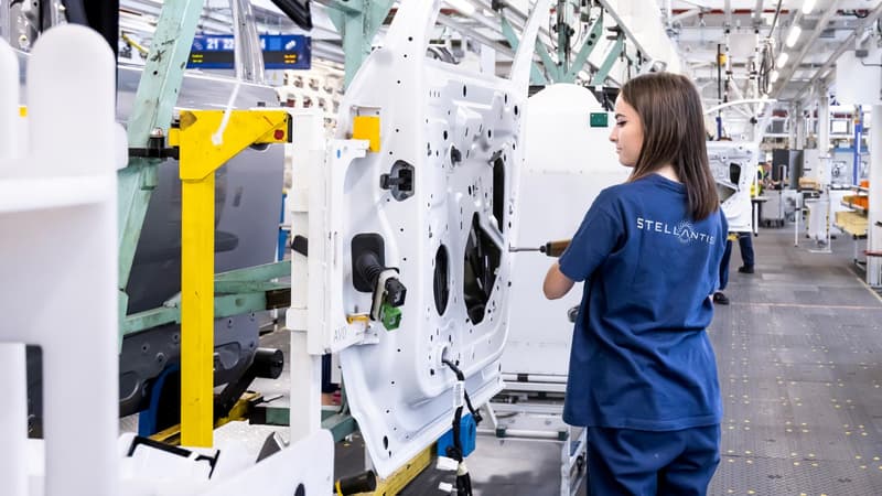Les salariés français de Stellantis vont toucher une prime d'intéressement de 4.100 euros