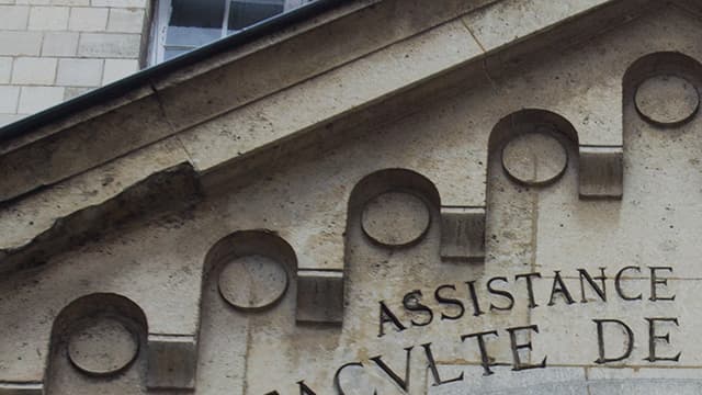 Les frais d'inscription à l'université sont gelés pour la deuxième année consécutive