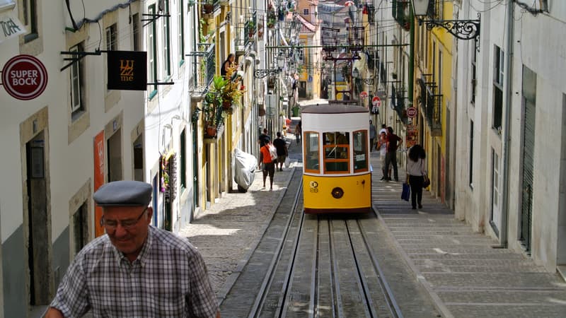 Le fameux tramway dans les rues de Lisbonne (Photo d'illustration).