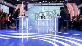 Cyril Hanouna sur le plateau de "Touche pas à mon poste!"