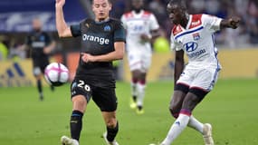 Florian Thauvin devant Ferland Mendy, le 23 septembre 2018