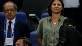 La ministre déléguée aux Sports Roxana Maracineanu et le président de la Fédération française de football, Noël Le Graet, assistent au match qualificatif pour l'Euro-2020 entre la France et Andoree, le 10 septembre 2019 au Stade de France à Saint-Denis