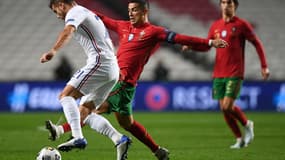 Hernandez devant Ronaldo