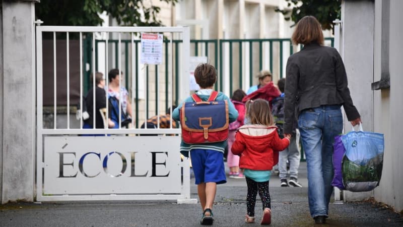 L'ARS est versée aux familles modestes qui ont des enfants âgés de 6 à 18 ans.