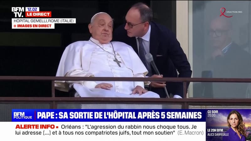 Les images de la première apparition publique du pape François à l'hôpital Gemelli