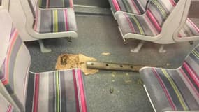 RER C: cette pièce métallique est venue s'encastrer dans le plancher d'un train en marche