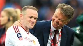 L'attaquant de Manchester United Wayne Rooney et son entraîneur Louis Van Gaal le 21 mai 2016