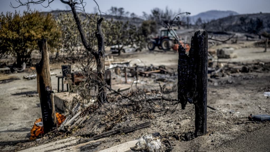 Les dégâts de l'incendie à Rhodes, le 27 juillet 2023 Les dégâts de l'incendie à Rhodes, le 27 juillet 2023