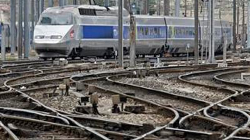 Personnes sur les voies: pourquoi les trains SNCF ne s'arrêtent plus sur le réseau d'Ile-de-France