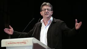 Le député européen et ancien président du Front de gauche Jean-Luc Mélenchon s'exprimant lors d'un congrès du parti (juillet 2015)