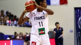Valériane Ayayi 