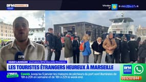 La douceur, la mer: les touristes étrangers heureux à Marseille