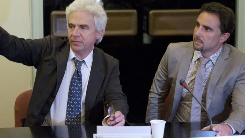 Hervé Falciani et son avocat William Bourdon le 2 juillet 2013 durant son audition à l'Assemblée nationale à Paris.
