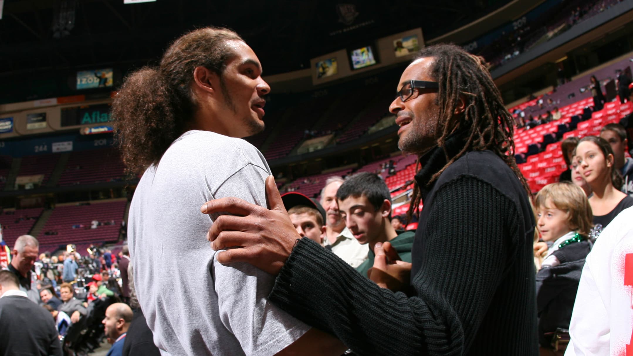 Yannick Noah assiste au match de son fils Joakim, joueur des Chicago Bulls (2009).