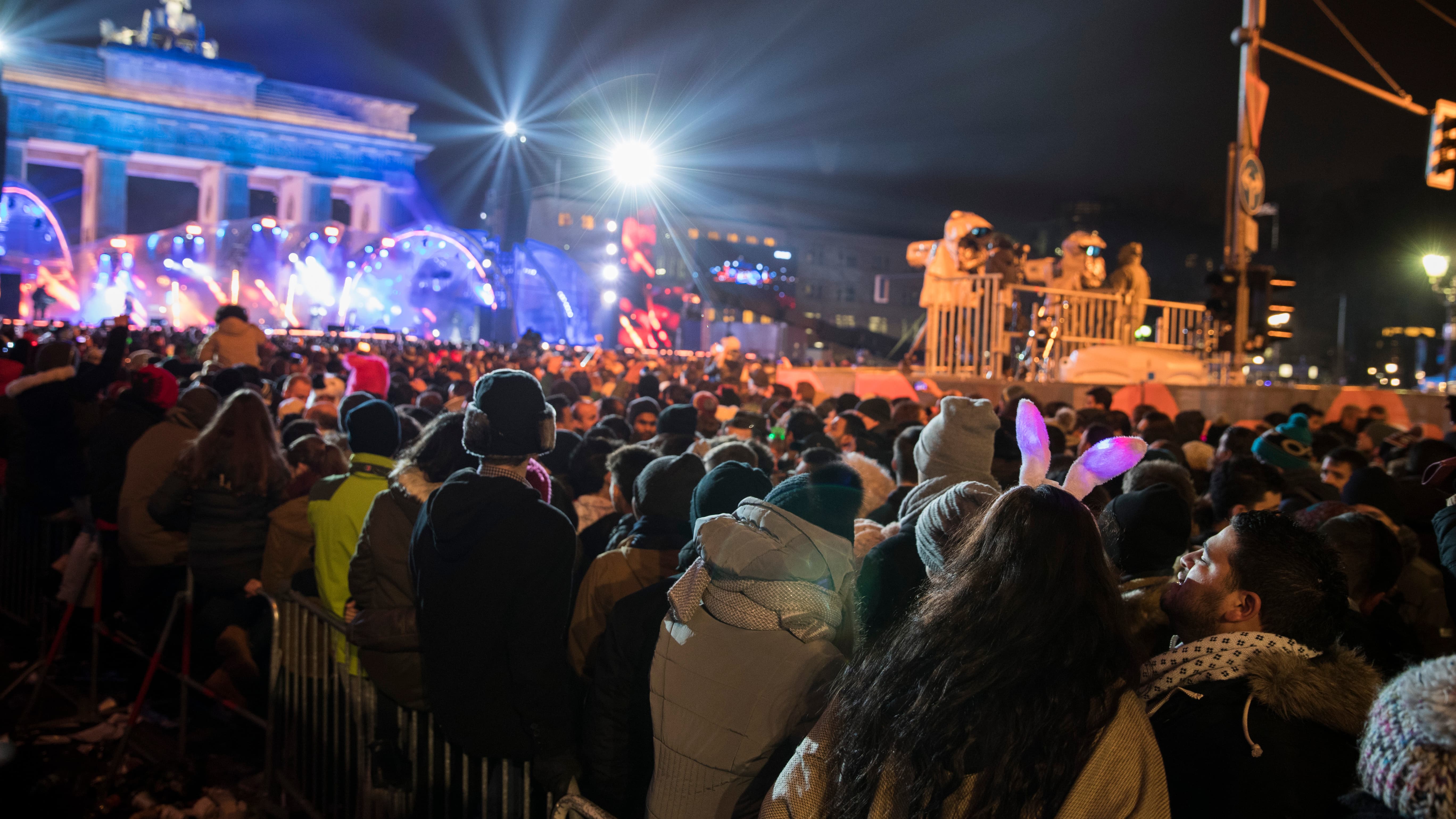 Fête du nouvel an à Berlin: les autorités mettront en place un espace ...