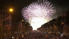  1 million de personnes hier soir sur les Champs-Élysées pour célébrer le passage en 2023