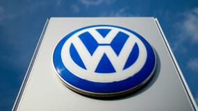 Volkswagen va arrêter la production de toutes ses usines en Europe suite à l'épidémie de coronavirus.
