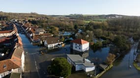 Le village inondé de Neuville-sous-Montreuil, en Pas-de-Calais, le 17 novembre 2023