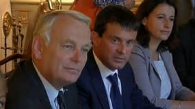 Manuel Valls veut un "pacte national" pour contrer le trafic de drogue à Marseille.