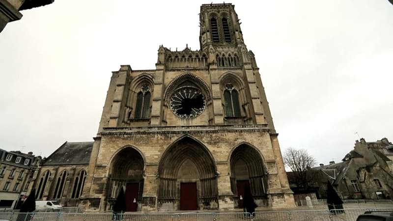 La rosace de la cathédrale de Soissons endommagée par les intempéries