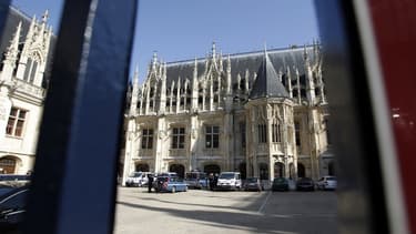 Une enquête a été ouverte pour discrimination après les propos de la responsable du service adoption de Seine-Maritime - palais de Justice de Rouen