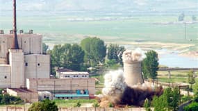Lors de la destruction en 2008 de la tour de refroidissement du réacteur nucléaire de Yongbyon, dans le cadre d'un accord de suspension du complexe atomique. Selon l'agence de presse officielle KCNA, la Corée du Nord va remettre en marche son réacteur nuc
