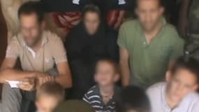 Dans la vidéo, les sept otages sont apparus en bonne santé.