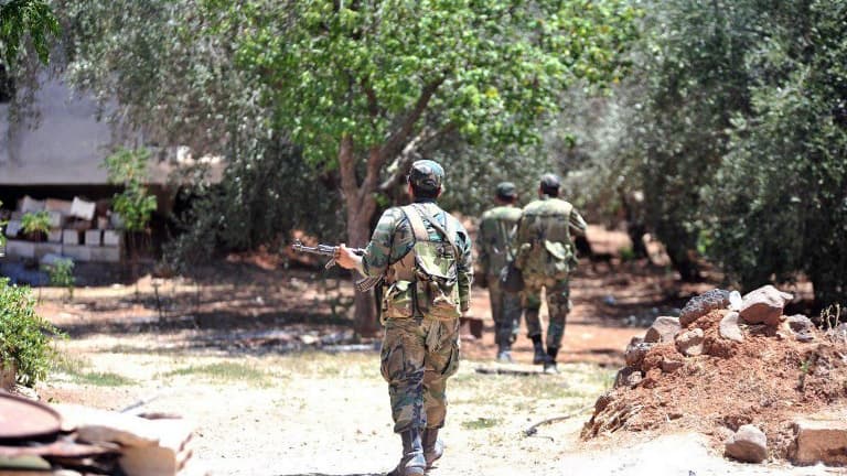 Mardi, la télévision d'Etat syrienne et une ONG avaient fait état de violents combats entre les forces du régime et des jihadistes de Daesh dans la province de Deraa.