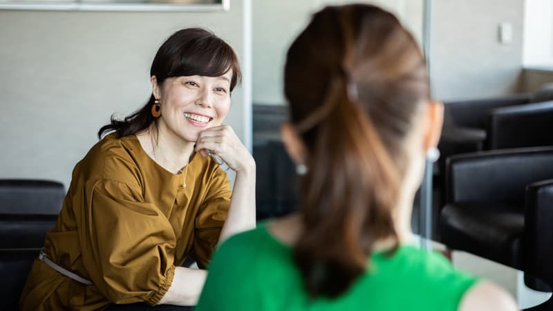 Vous pouvez demander une lettre de recommandation auprès de l’un de vos anciens managers ; libre à eux de rédiger la recommandation qu’ils souhaitent