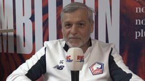 Bruno Genesio au micro de RMC Sport avant le huitième de finale aller de Ligue des champions entre Lille et le Borussia Dortmund - le 28/02/2025