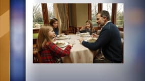 La famille royale espagnole en plein dîner 