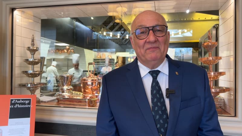 Collonges-au-Mont-d'Or: le maître de salle du restaurant Paul Bocuse prend sa retraite après 45 ans de service