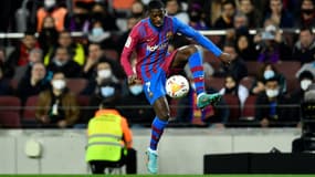 L'attaquant français du FC Barcelone Ousmane Dembélé, lors du match contre l'Athletic Bilbao, le 27 février 2022 au Camp Nou