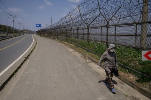 La Zone démilitarisée (DMZ) sépare les deux Corées, le 23 avril 2020 La Zone démilitarisée (DMZ) sépare les deux Corées, le 23 avril 2020