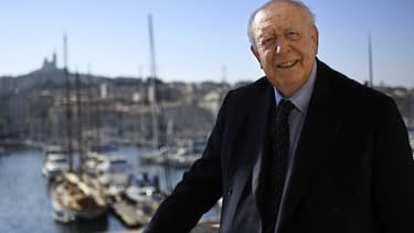 Dans ses réponses aux magistrats financiers, annexées au rapport, le maire (LR) Jean-Claude Gaudin, qui ne se représentera pas après 25 ans de mandat, déplore des "jugements négatifs assénés en quelques lignes, ni fondés, ni encore moins démontrés".