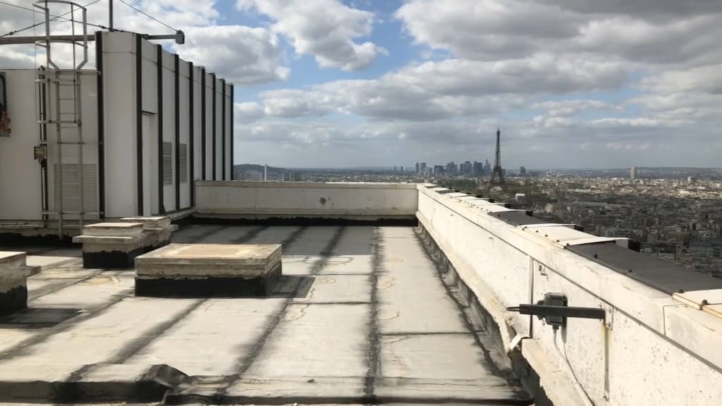 Vue depuis le rooftop en travaux de l'hôtel Pullman. Vue depuis le rooftop en travaux de l'hôtel Pullman.