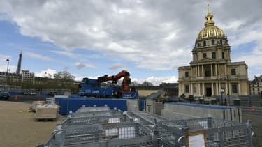 La course a lieu autour des Invalides.