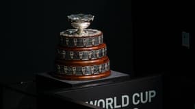 Le trophée de la Coupe Davis en 2023.