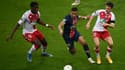 Mbappé bataille avec Golovine et Disasi lors de Monaco-PSG
