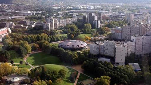 Après les émeutes, la vie reprend dans le quartier de la Villeneuve à Grenoble