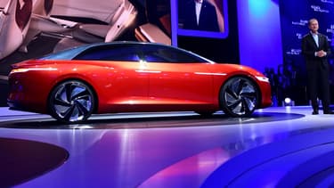 Herbert Diess avait dévoilé en mars des discussions sur la possibilité d'accorder à Ford une licence pour utiliser la plateforme "MEB", c'est-à-dire la base technique commune à toutes les voitures électriques du géant allemand
