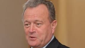 Christian Vanneste, député UMP du Nord, a qualifié de "légende" la déportation d'homosexuels en France durant la Seconde Guerre mondiale.