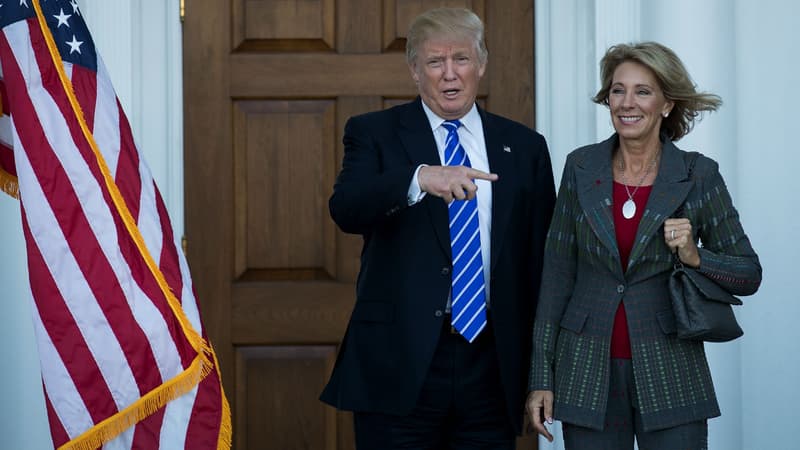 Donald Trump et Betsy Devos le 23 novembre 2016