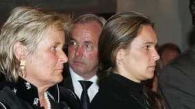 A droite, Ulrike Haider-Quercia avec sa mère, aux funérailles de Jorg Haider, le 12 octobre 2008.