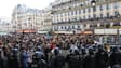 Des manifestants et des CRS à la gare du Nord le 10 septembre 2025