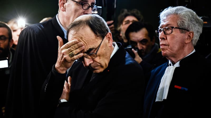 Philippe Barbarin lors de l'ouverture de son procès devant le tribunal correctionnel de Lyon le 7 janvier 2019.