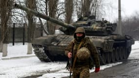 Les forces ukrainiennes dans la région de Lougansk, dans l'est du pays, le 11 mars 2022