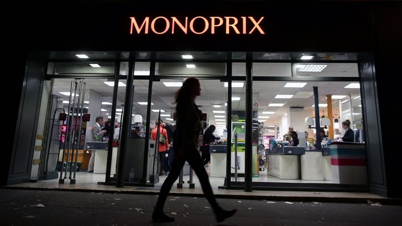 La direction de Monoprix a consenti à des majorations de salaires pour maintenir l'ouverture de ses magasins après 21 heures.